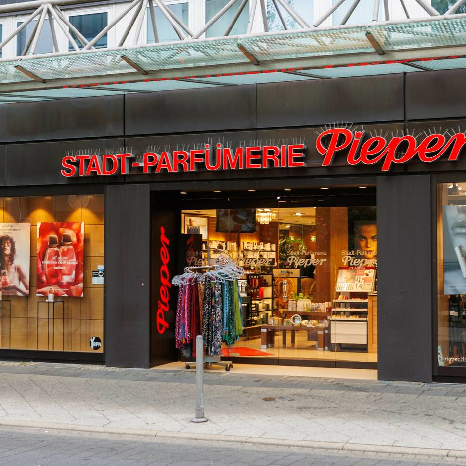 Einkaufen in Krefeld: Parfümerie Pieper beantragt Insolvenz – Betrieb läuft weiter