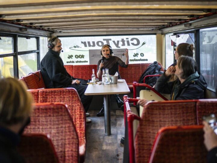 Liveaufzeichnung des Rheinpegel-Podcasts: Wie viel KI vertragen Kunst und Musik?