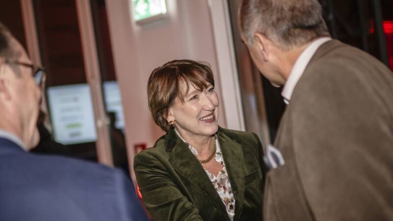 Netzwerken in Düsseldorf: Hildegard Müller zu Gast beim letzten Ständehaus-Treff des Jahres