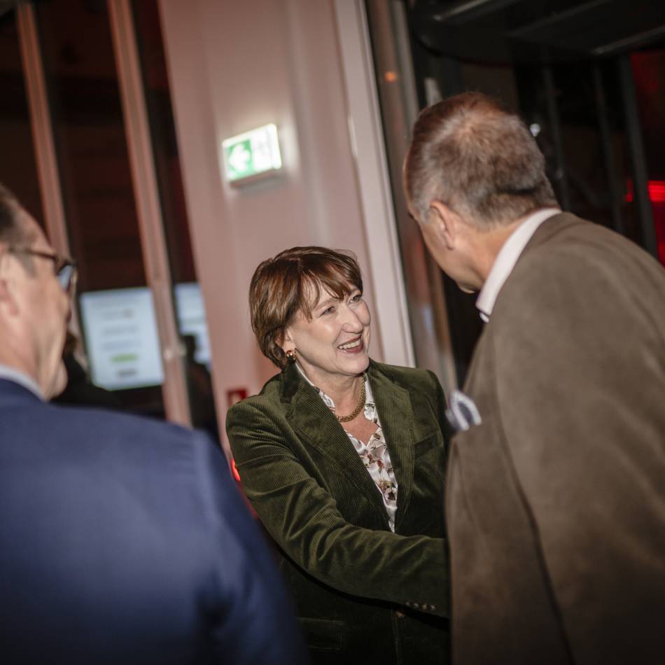 Netzwerken in Düsseldorf: Hildegard Müller zu Gast beim letzten Ständehaus-Treff des Jahres