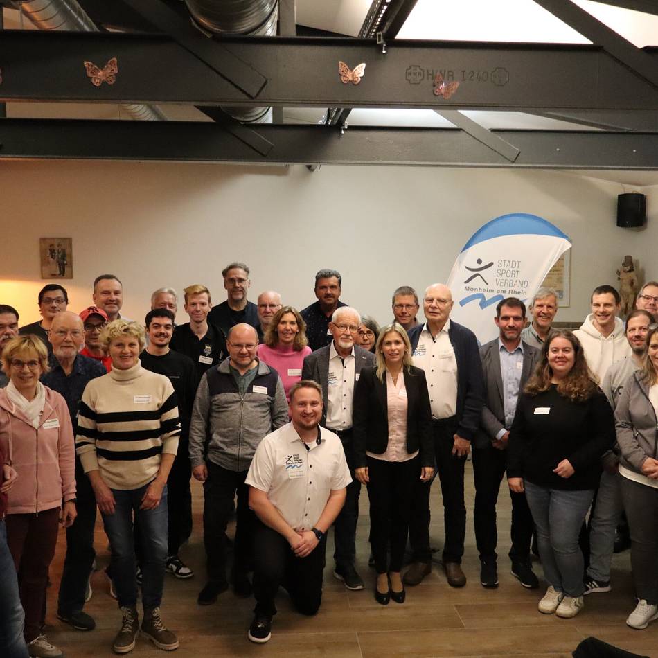 Sport in Monheim: Bürgermeisterin Wienecke besuchte den SSVM-Stammtisch