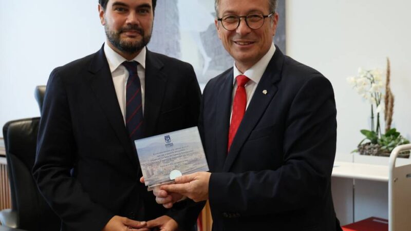 Bürgermeistertreffen in Neuss: Blumenkönigin von Teneriffa soll zur „Laga“ kommen