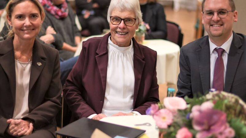 Ratingerin bekommt Bundesverdienstkreuz: Ingrid Bauer ist das Herz der Tafel