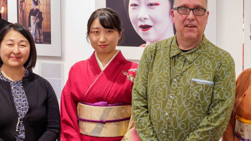 Ausstellungen in Düsseldorf : Vom Gesang bis zur geistreichen Gesprächsführung