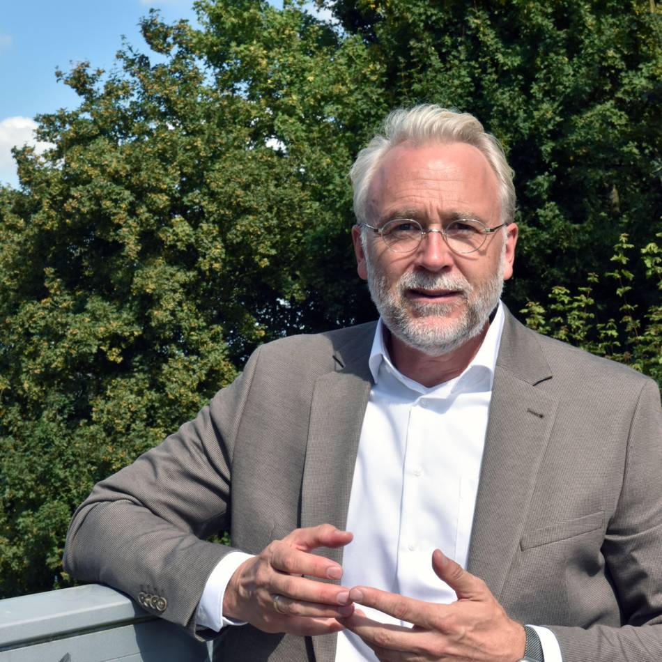 CDU-Fraktion fordert Stellungnahme: So steht es um den Fußweg am Aldi in Rommerskirchen