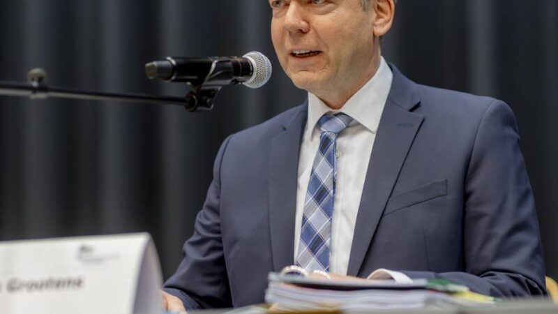 Oberbergischer Kreis: Klaus Grootens wurde als Landrat vereidigt