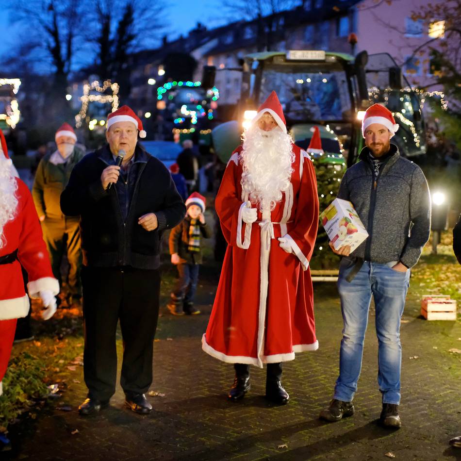 Weihnachtliche Tradition: Landwirte lassen Ratingen erstrahlen