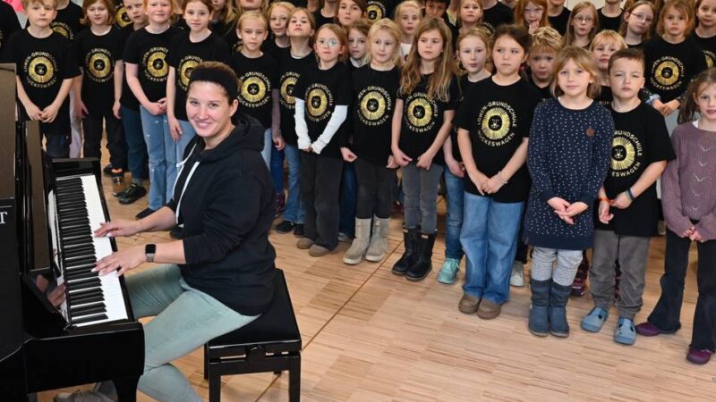 Weihnachtsmusical in Hückeswagen: Löwen-Grundschüler erzählen singend von Wundern