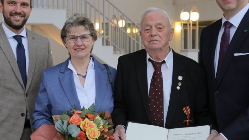 Bundesverdienstkreuz für Rheinberger Reiner Lampe: Ein Leben im Dienst der Gemeinschaft