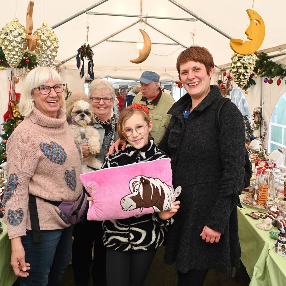 Tierheim für Radevormwald und Remscheid: Weihnachtsmarkt zum Wohl der „Fellnasen“