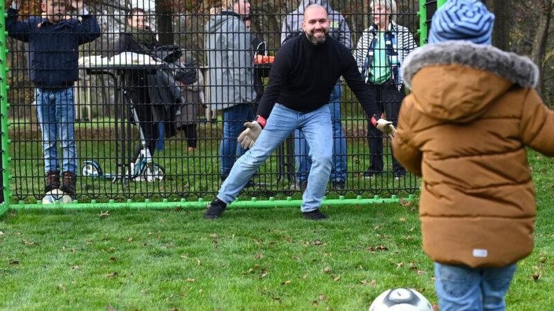 Freizeitfläche in Hückeswagen freigegeben: „Anstoß“ für die neue Wupperaue