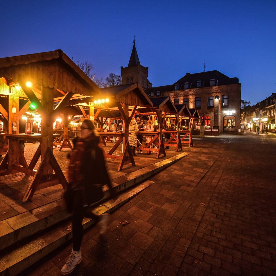 Institution in Kleve: Glühweintreff auf dem Koekkoekplatz steht vor dem Start