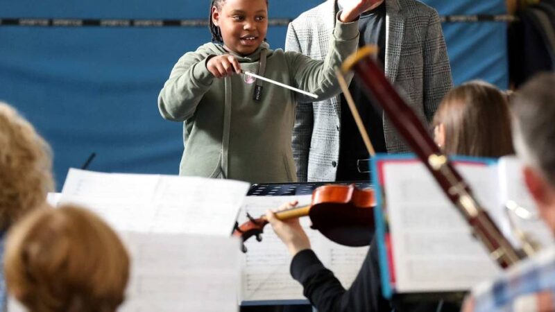Training für den Musiker-Nachwuchs in Leverkusen: Philharmoniker geben Dirigierworkshops für Schüler
