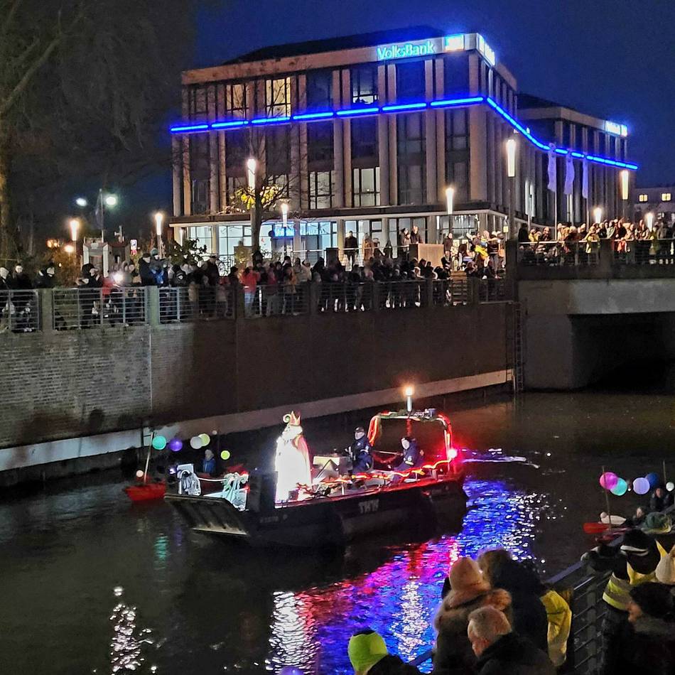 Veranstaltung am Spoykanal: Der Heilige Mann kommt in Kleve wieder übers Wasser