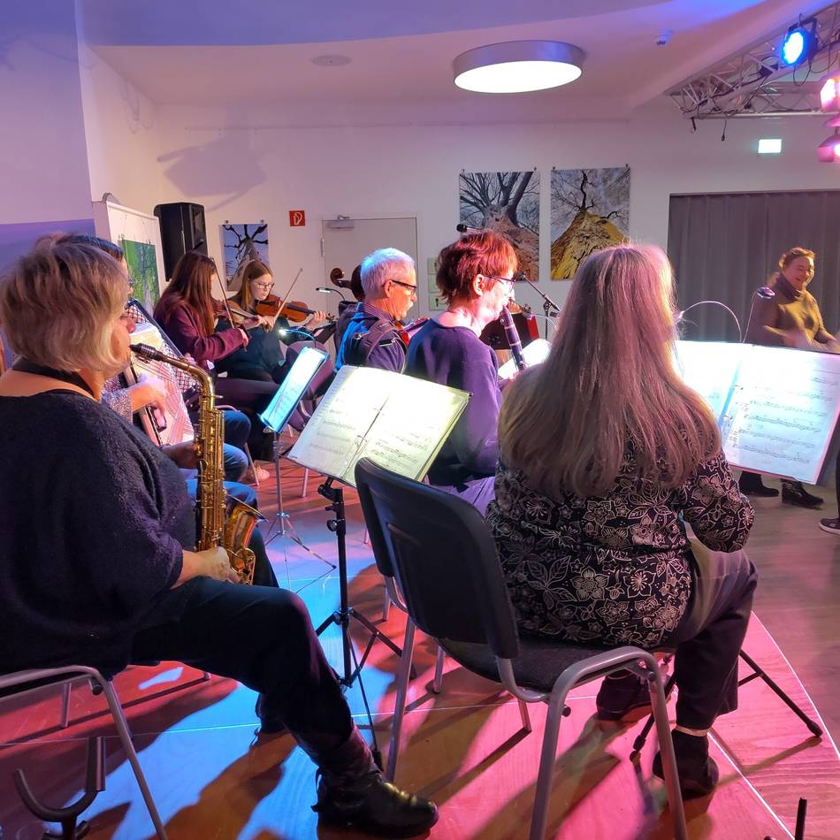 Klezmer-Abend in Hückeswagen: Fröhliche Klänge und spontane Tänze