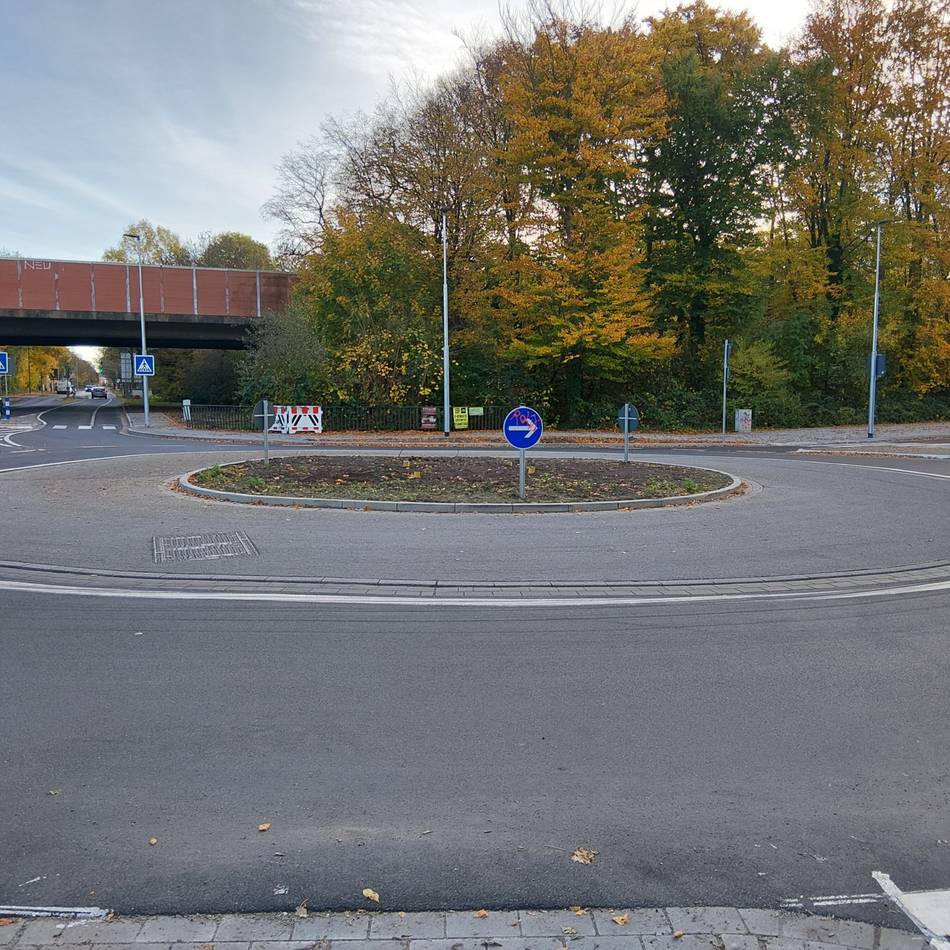 Straßenbaumaßnahme in Düsseldorf-Benrath: Umbau der Hildener Straße ist so gut wie fertig