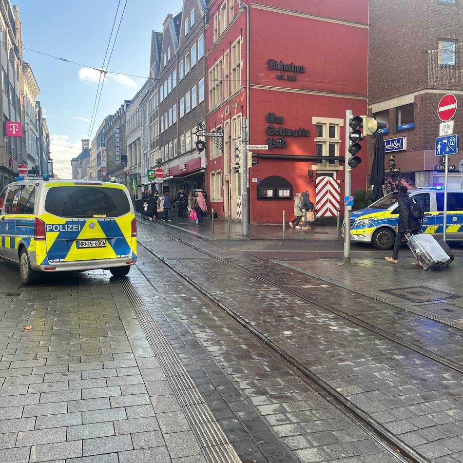 Nach Bedrohung mit dem Messer: Polizei nimmt „CIA-Chef“ auf dem Neusser Büchel fest