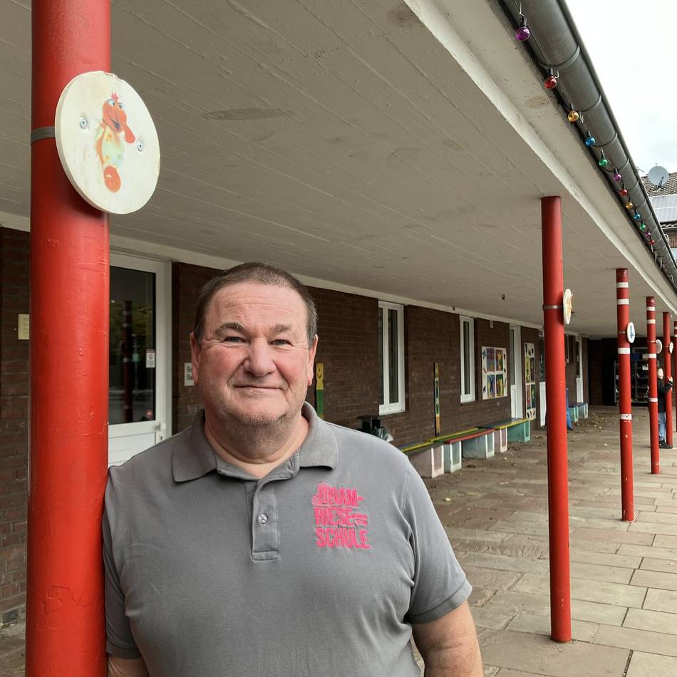 Engagierter Hausmeister aus Meerbusch: „Wenn mich jemand fragt, wie viele Kinder ich habe, sage ich 400“