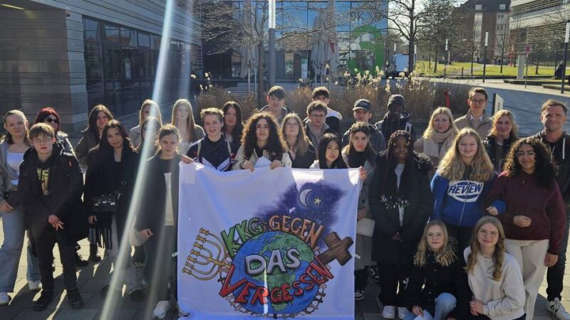 Erinnerungskultur in Grevenbroich: KKG-Projektgruppe erstmals auf internationaler Bühne