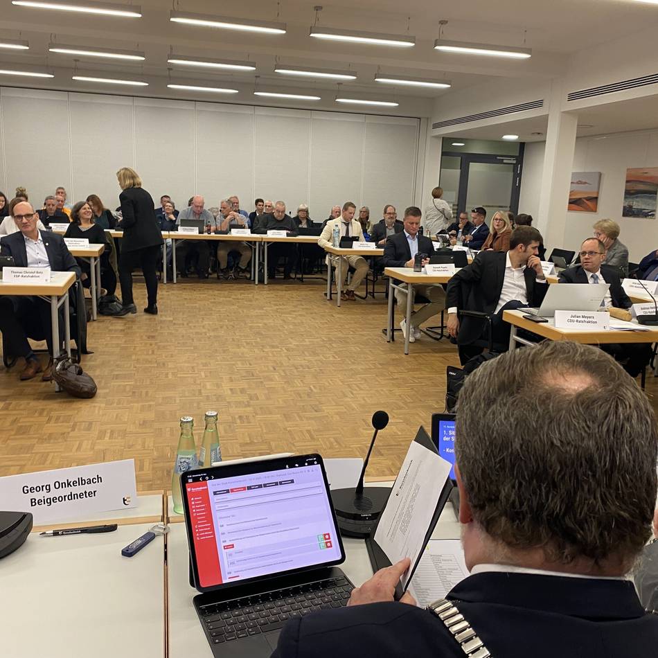 Kommunale Finanzen in Korschenbroich: Höhere Kreisumlage verzögert Haushaltsberatung