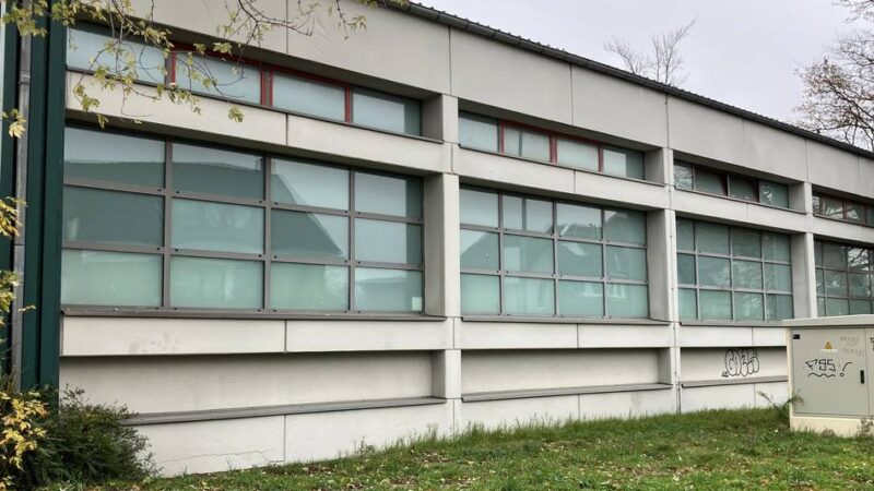 Brief an Kaarster Bürgermeister: „Werden wie Rinder hin- und hergescheucht“