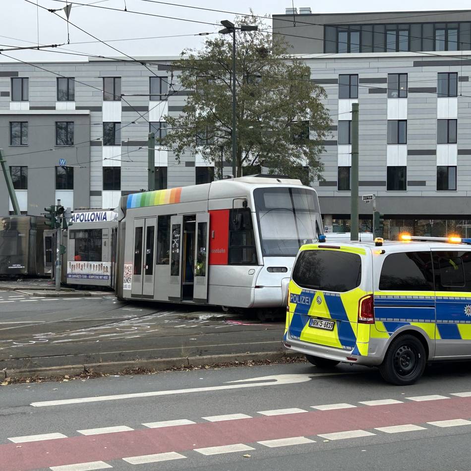 Bahn-Unfall in Düsseldorf-Holthausen: Strecke für U72 und U76 wieder freigegeben – Unfallursache weiterhin unklar