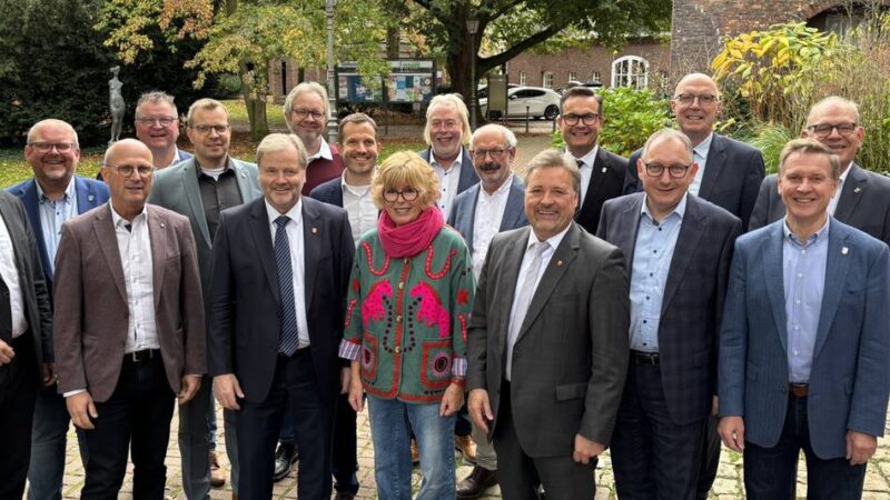 Wechsel in den Rathäusern: Bürgermeisterkonferenz verabschiedet sieben Verwaltungschefs