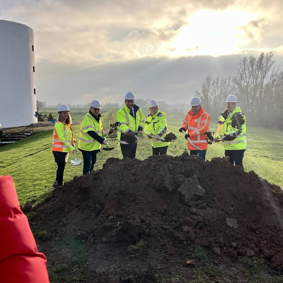 Deich zwischen Bienen und Rees: „Hier entsteht Großes“