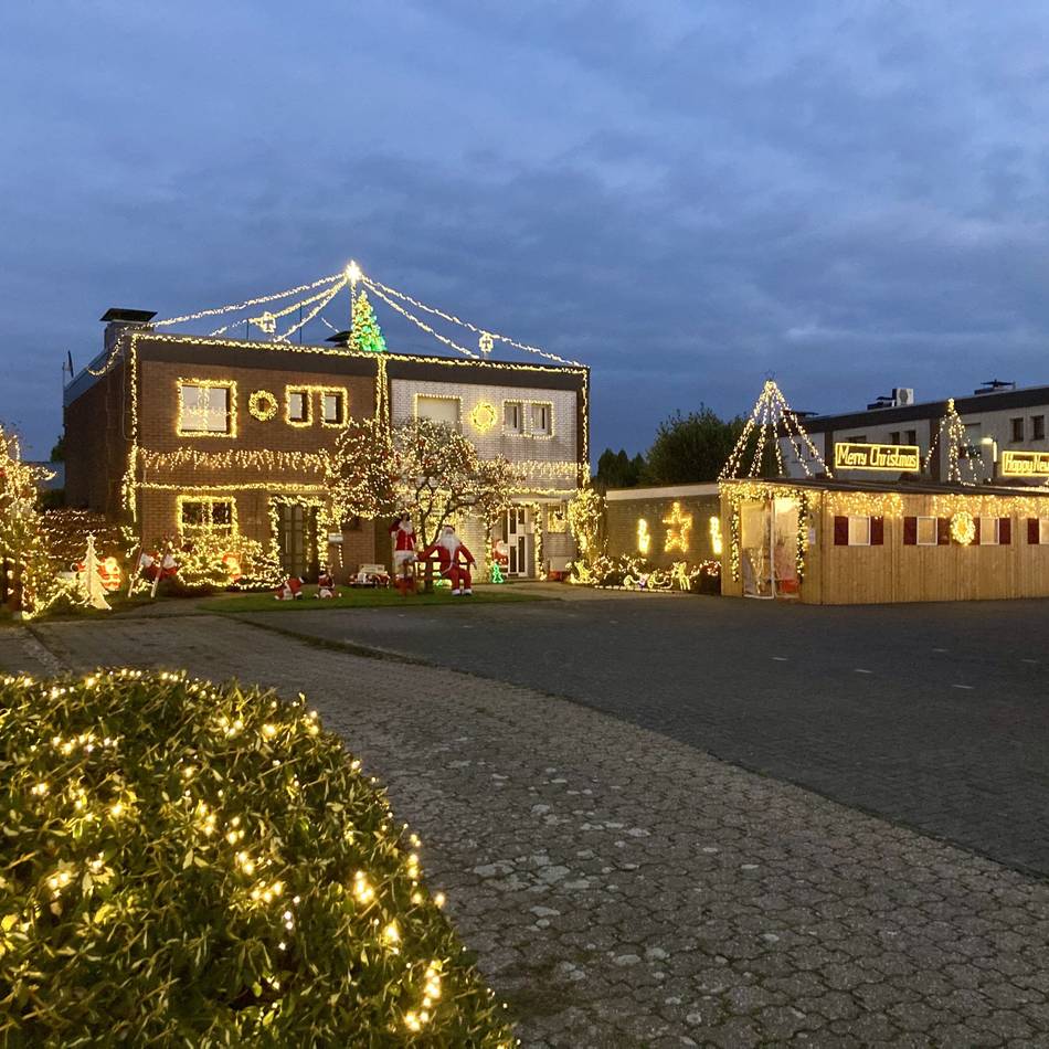 Serie Nette Nachbarn: Die Weihnachtswunderlandmacher aus Bockert