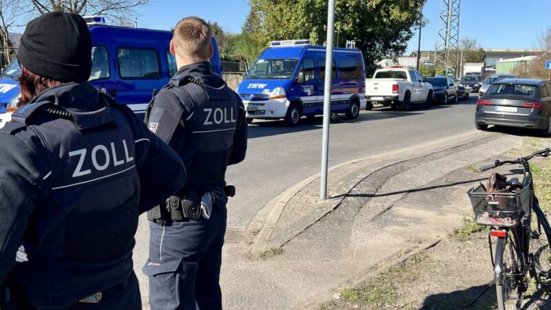 Razzia in Düsseldorfer Gewerbegebiet: Mehr als 50 Millionen Euro Steuerschaden durch illegale Zigarettenfabrik