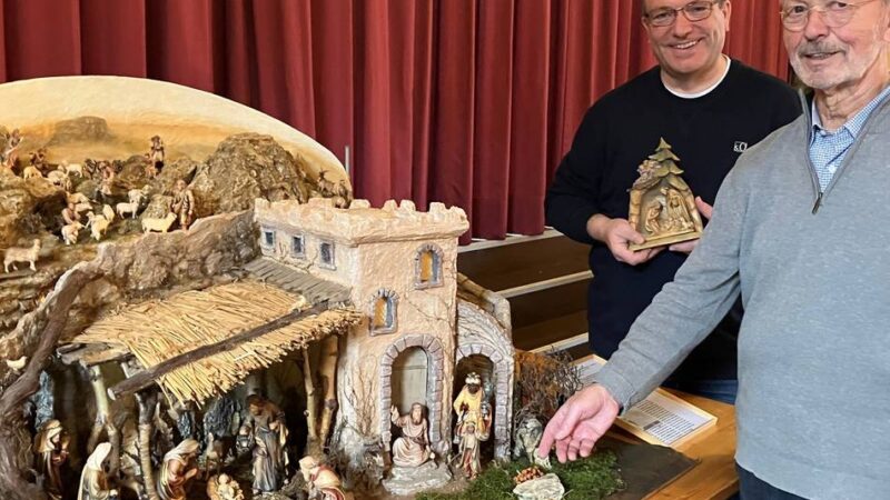 Ausstellung in Korschenbroich-Glehn: Von der Krippe in halber Kokusnuss bis zu Exponaten mit fünf Meter Fläche