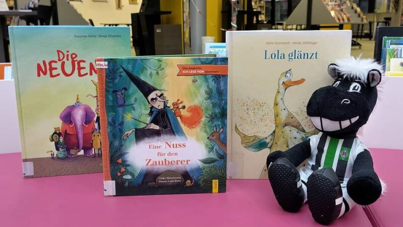 Leseförderung in Mönchengladbach: Neue Vorlese-Abenteuer in der Stadtteilbibliothek Rheydt