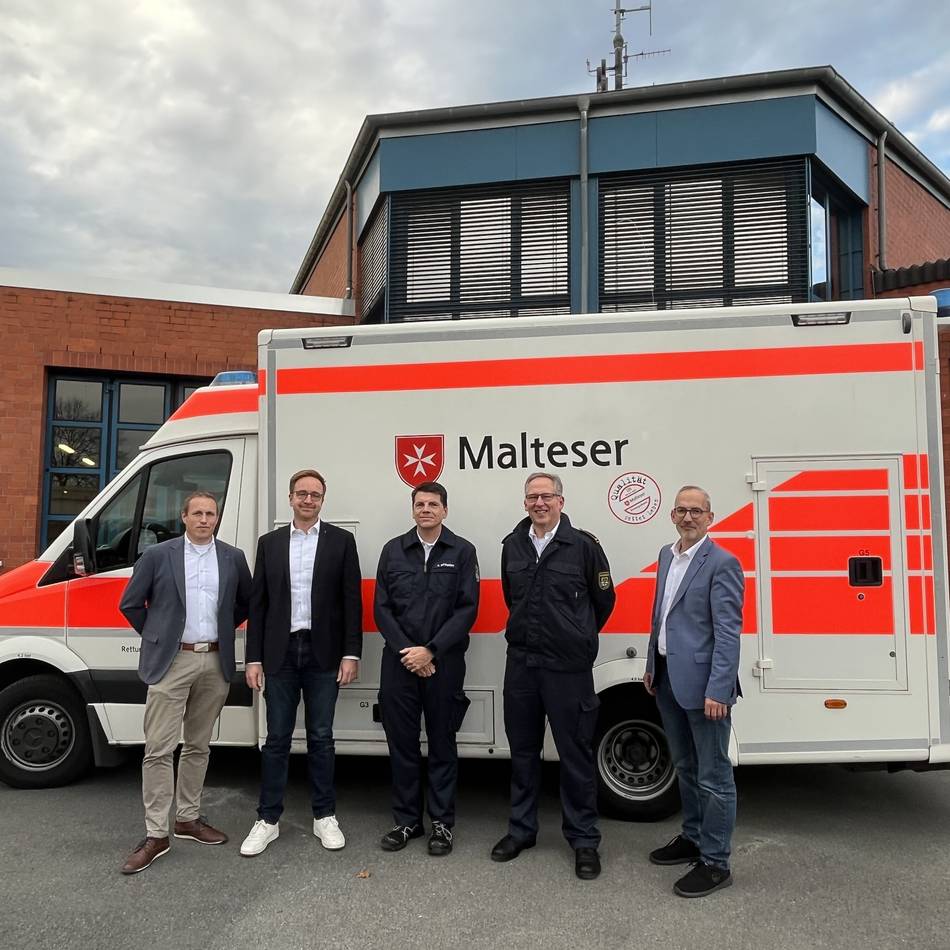Versorgung soll verbessert werden: Malteser fahren künftig Dormagener Krankentransporte