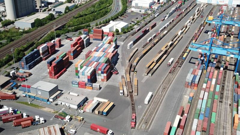 Analyse der IHK bereitet Sorgen: Industrieumsätze im Rhein-Kreis Neuss deutlich gesunken