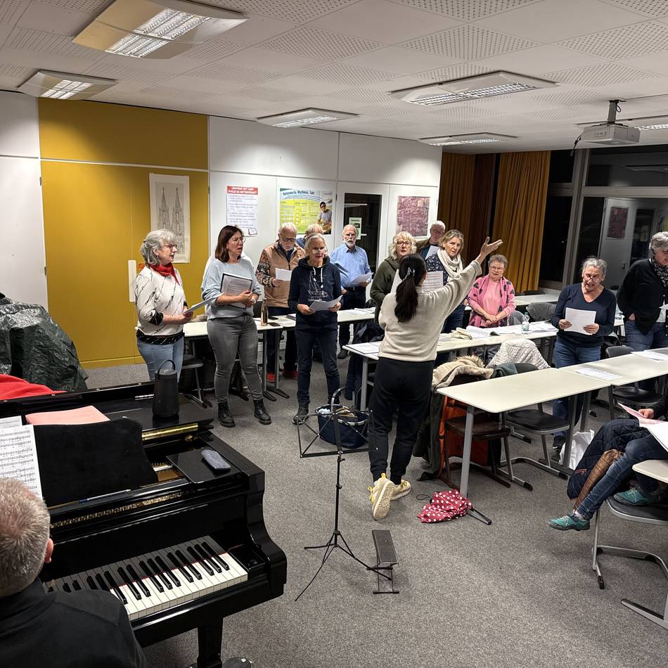Radevormwald: Projektchor probt eifrig fürs Weihnachtssingen