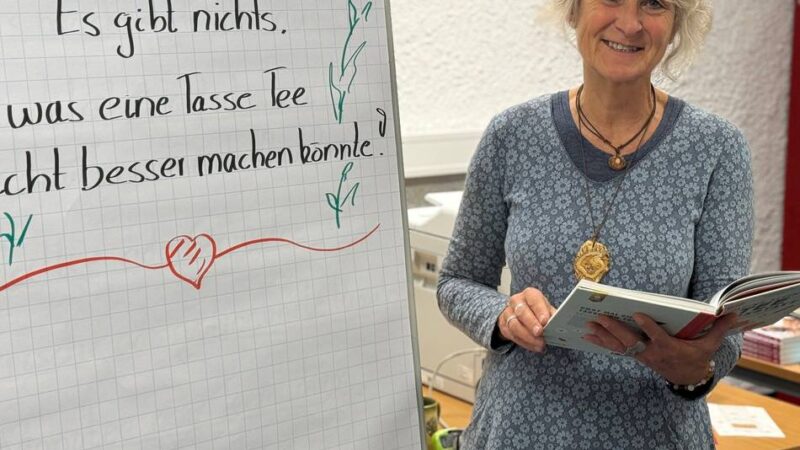 Vortrag in der Radevormwalder Bücherei: Kräuterexpertin gab Tipps für den perfekten Tee