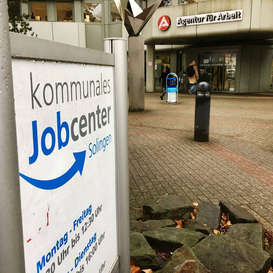 Flüchtlinge und Bürgergeld-Empfänger: Solinger Arbeitslose sollen zurück in Job – „Wer arbeiten kann, sollte arbeiten“
