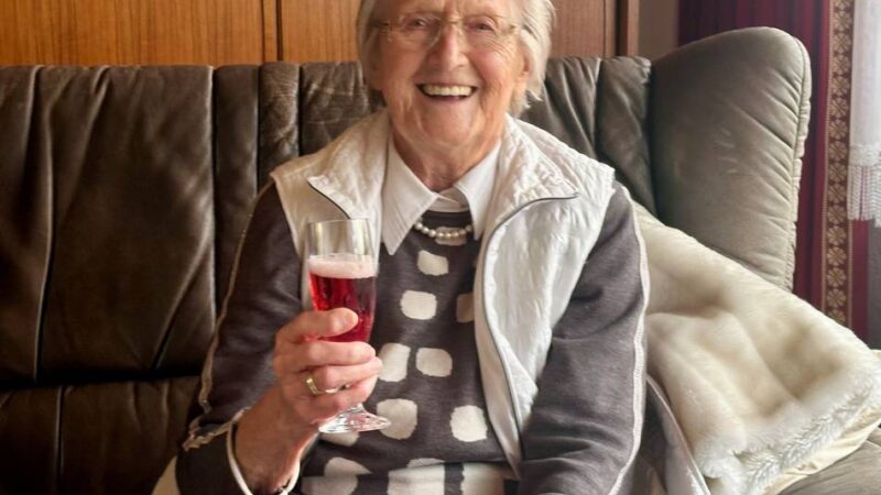 Meerbuscherin feiert 100. Geburtstag: „Ich habe ein zufriedenes, gutes Leben gehabt“