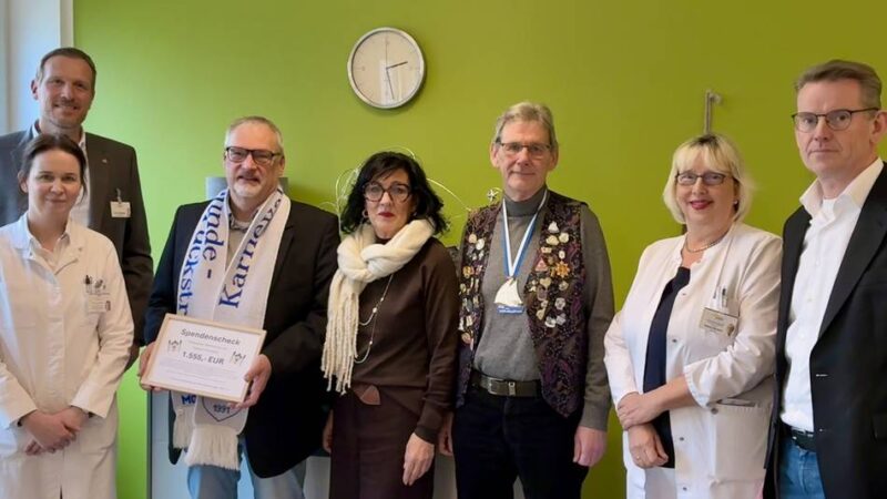 Für den guten Zweck: „Ein Ort, an dem das Leben weitergeht“ – Karnevalsfreunde spenden für Palliativstation
