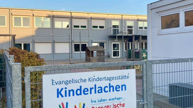 Kindertagesbetreuung in Neuss: Stadt startet Elternbefragung zum Kita-Bedarf