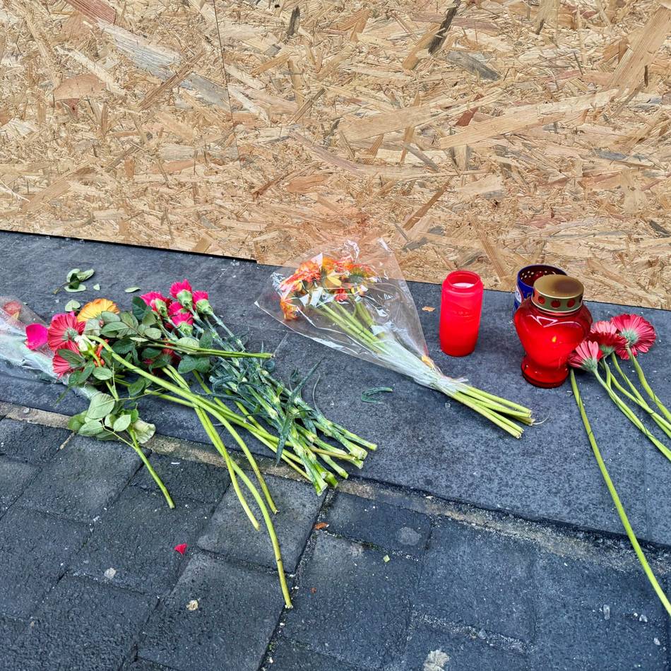 Brand in der Krefelder Innenstadt: Ermittlungen nach Feuer in Tedi-Filiale dauern an