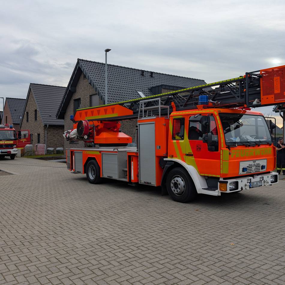 Feuer in Kückhoven: Staubsaugerroboter sorgt für Brand und großen Schaden