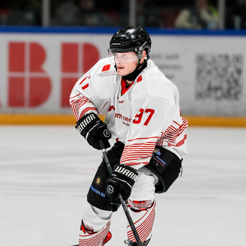 Erst kurz vor der Partie verpflichtet: Ice-Aliens-Zugang mit Debüt bei Sieg gegen Dinslaken