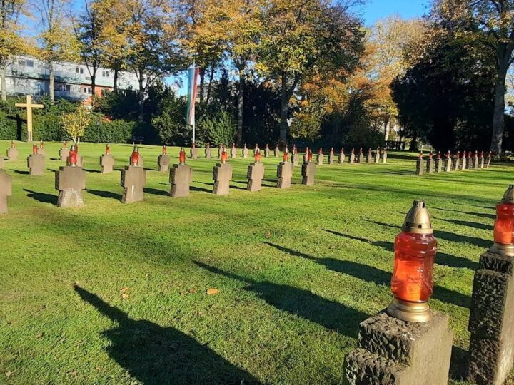 Volkstrauertag in Dormagen: Gedenken mahnt zu Frieden und Menschlichkeit