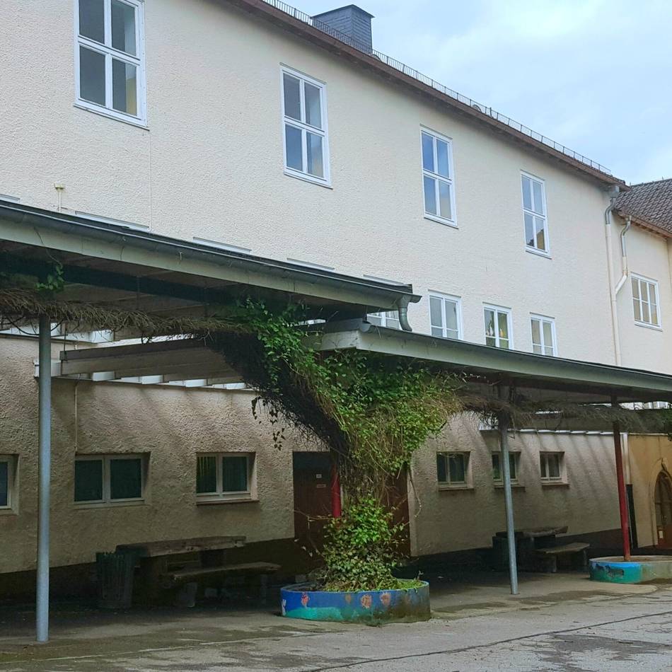 Hückeswagener Gebäudemanagement plant: Was wird aus der ehemaligen Katholischen Grundschule?