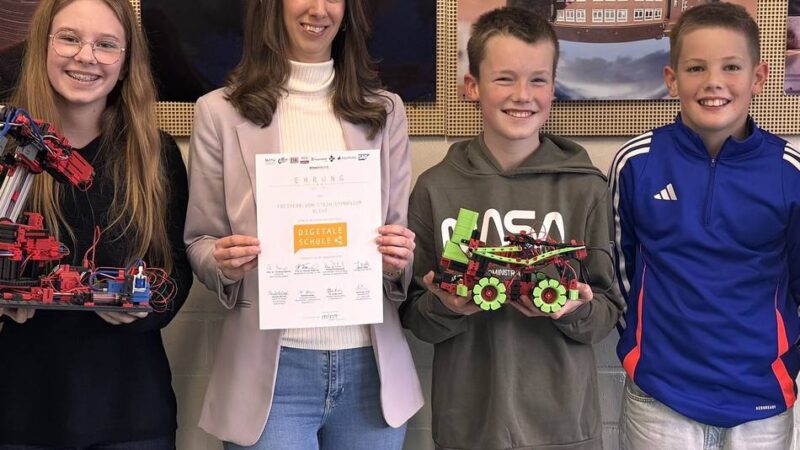 „Schüler fit machen für die digitale Welt“: Freiherr-vom-Stein-Gymnasium in Kleve doppelt ausgezeichnet