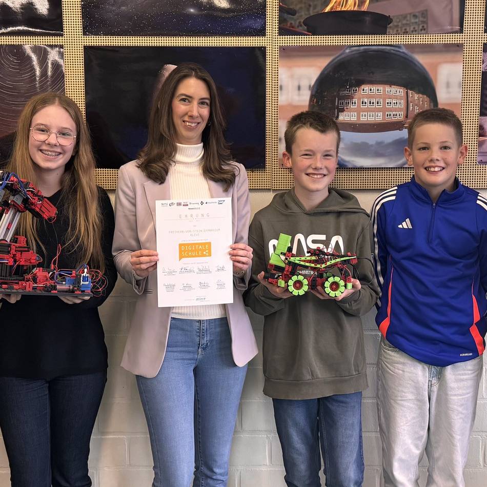 „Schüler fit machen für die digitale Welt“: Freiherr-vom-Stein-Gymnasium in Kleve doppelt ausgezeichnet