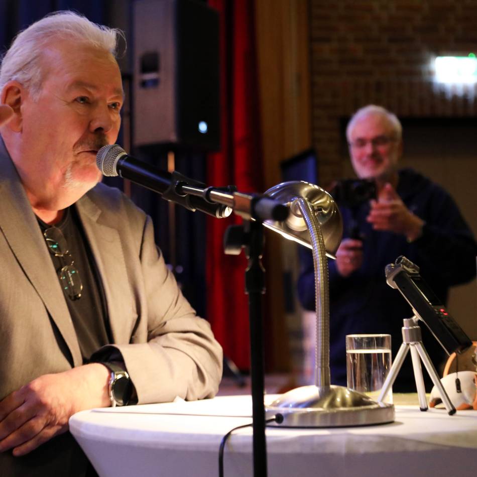 Thema Rechtsxetremismus: Erwin Kohl liest am Sonntag an der Alpener Motte