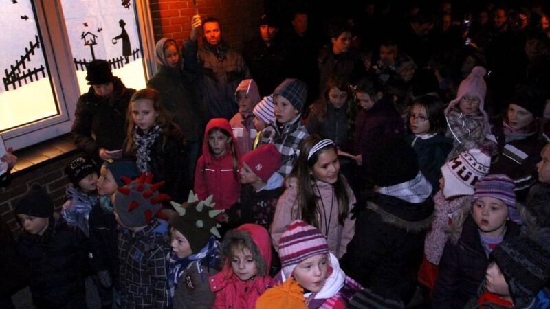 Aktion zum Advent: Veen macht sich gemeinsam auf den Weg zur Krippe