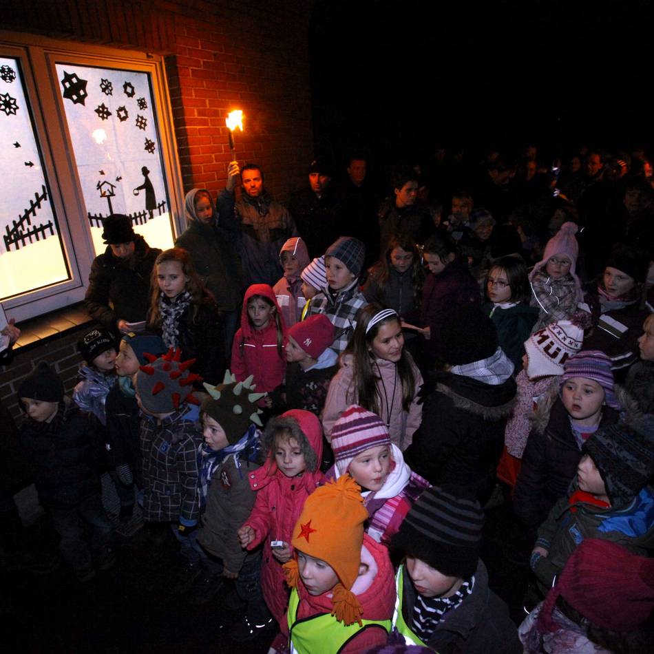 Aktion zum Advent: Veen macht sich gemeinsam auf den Weg zur Krippe